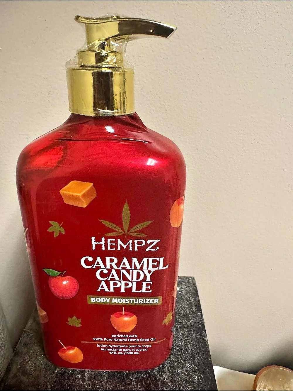 Hempz Caramel Candy Apple Herbal Body Moisturizer
